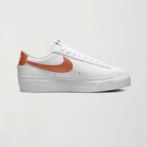 Nike Blazer Low Platform